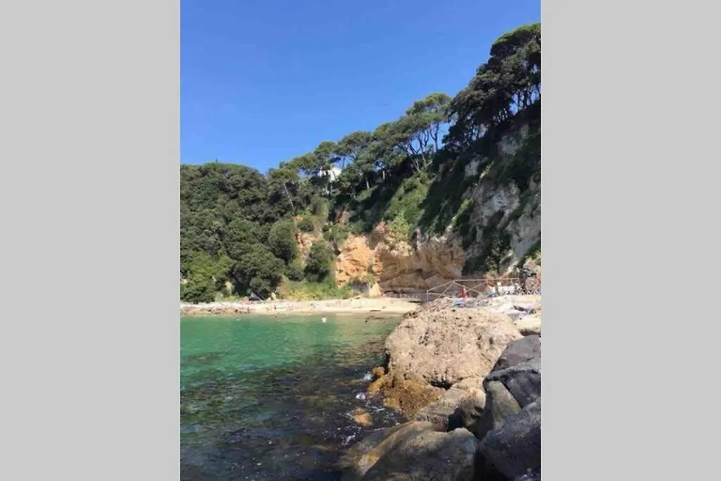 Ca Nicola On The Beach San Terenzo Golfo Dei Poeti Apartment Italy